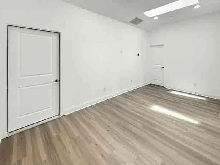 403 Burgundy Way — Photo 40