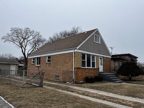 2nd image of 13958 Betty Ln