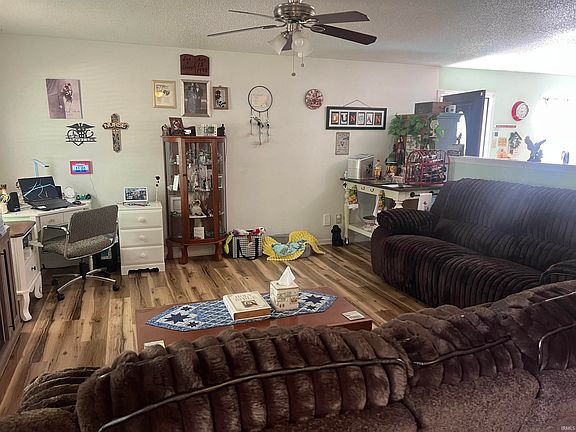 4th image of 2749 Speedwell Ln