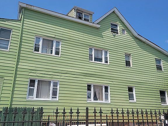4th image of 44 Paterson Ave
