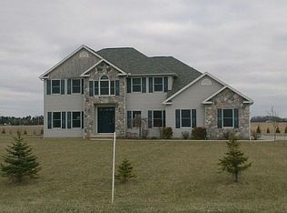 9900 Huffman Rd, Portage, OH 43451