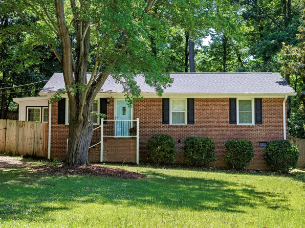 2413 Dover St, Sanford, NC 27330