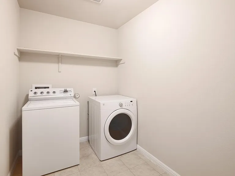 11301 Dawes Pl — Photo 12
