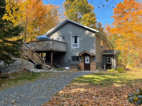 96 Pinewood Rd, McDougall, ON P2A 2W7