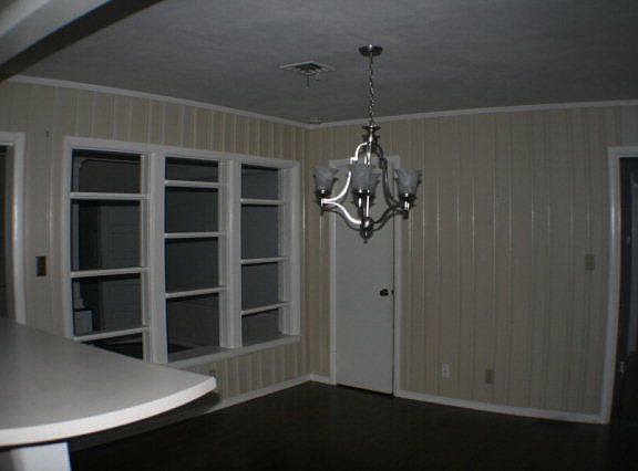 2nd image of 2815 Sherwood Dr