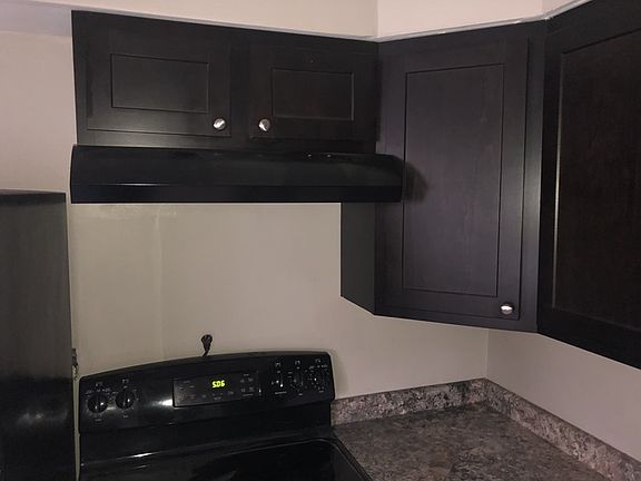 3rd image of 7551 Hazelcrest Dr APT E