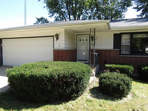 4th image of 2212 N Concord Dr