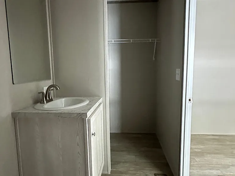 24 Meadowlark Ln — Photo 7