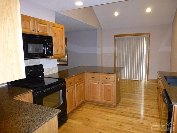 3rd image of 17344 Kingfisher Dr