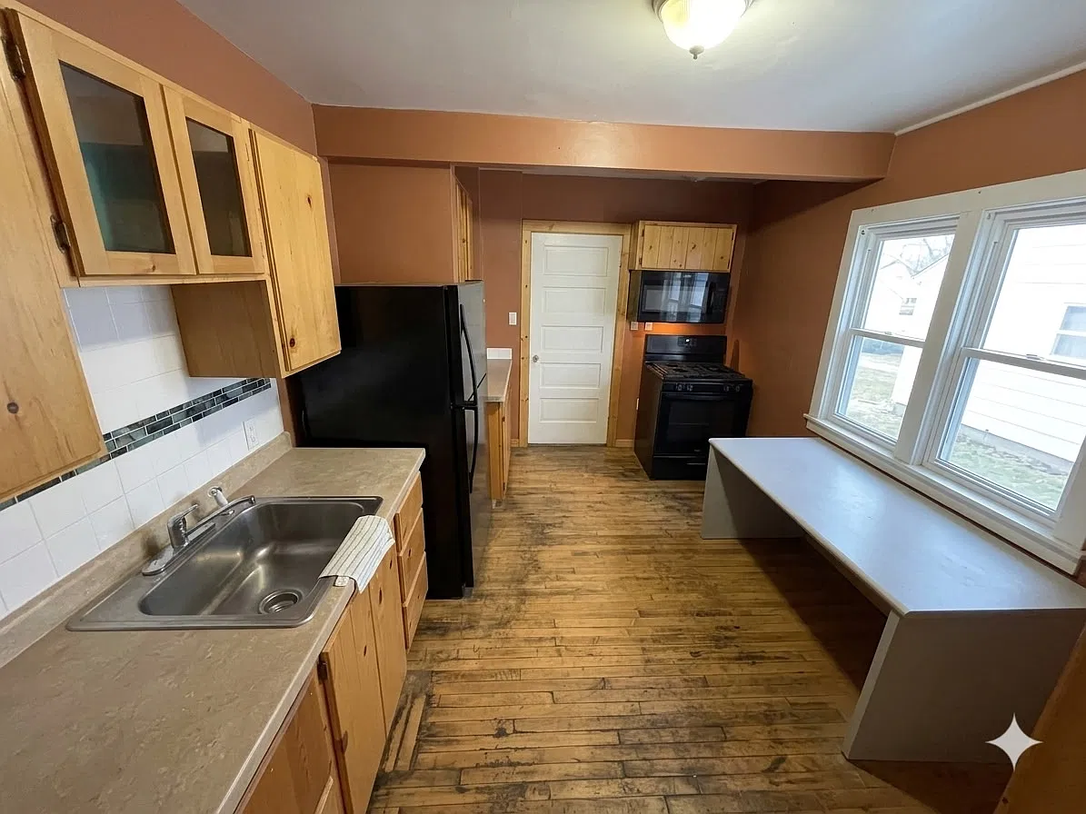 4 bed, 1500 sqft, $1,450 — Photo 3