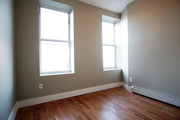 Rented by Lofts and Flats LLC | media 18