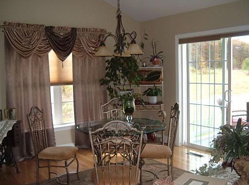 5th image of 3078 Hunters Hill Dr