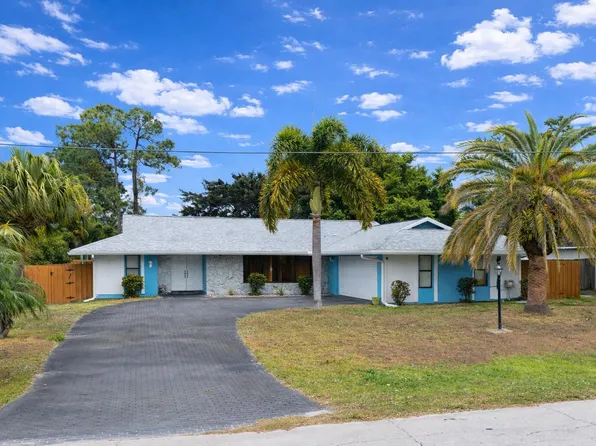 751 SE Polynesian Avenue, Port St Lucie, FL 34983