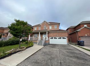 44 Australia Dr, Brampton, ON L6R 3E8