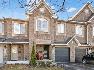 2190 Lavoie St, Ottawa, ON K4A 4W2