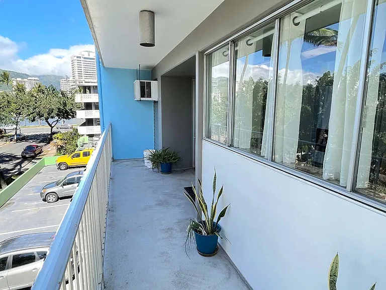 305-439 Keoniana St #305 — Photo 10