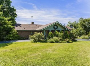 102 Peachbloom Cir, Berea, KY 40403