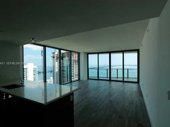 460 NE 28th St, Miami, FL