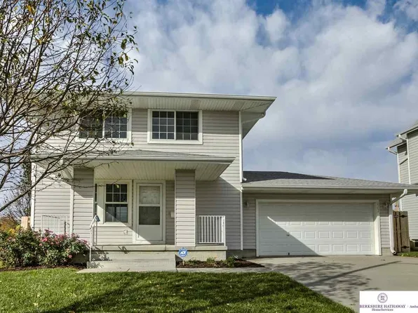 1502 Florence Bd, Omaha, NE 68110