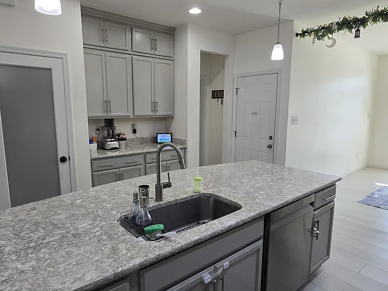 4006 Rivermere Ln — Photo 8