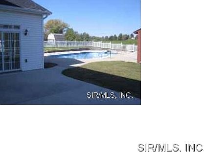 2nd image of 21 Charles Trl