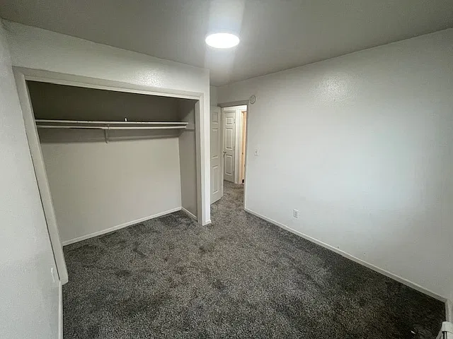 3 bed, 800 sqft, $1,380 — Photo 4
