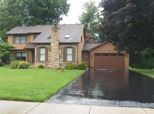 159 Mill Hollow Xing, Rochester, NY 14626