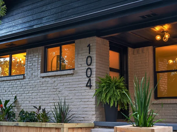 1004 Western Hills Dr, Sherman, TX 75092