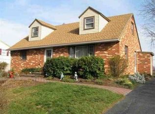 833 Pheasant Rd, Harrisburg, PA 17112