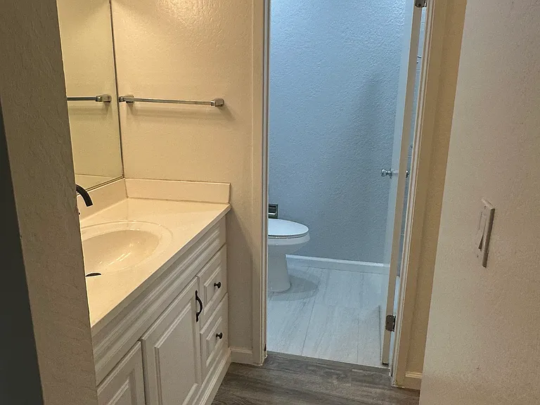 2564 Walnut Blvd #122 — Photo 14