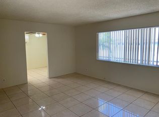 17680 Cameron Ln #D, Huntington Beach, CA 92647