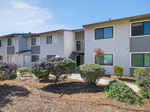 2nd image of 900 Cambridge Drive #95