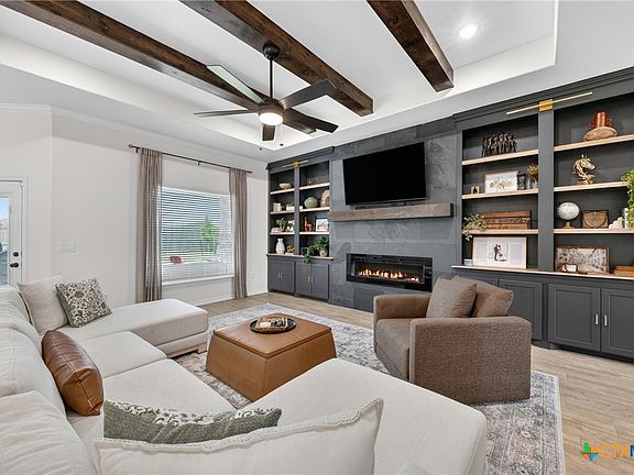 5th image of 2036 Yarrow Rd