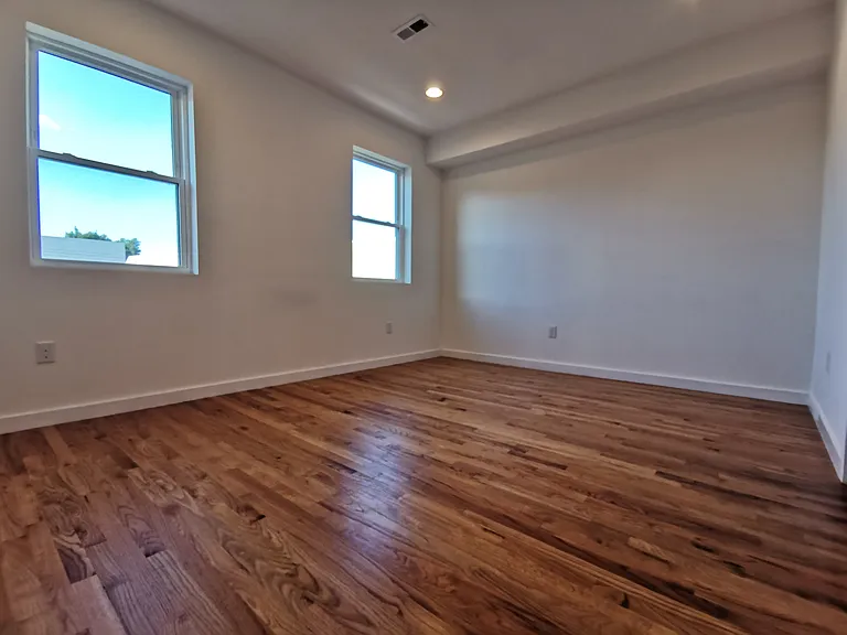 521 N 34th St #B1 — Photo 10