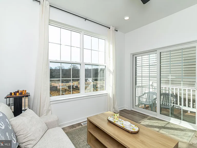 41 Barnes Way — Photo 13