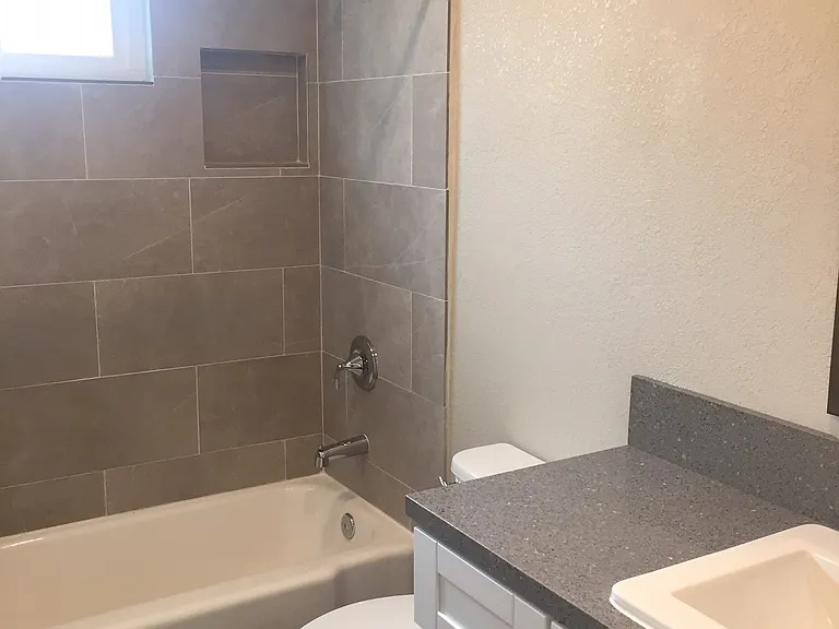 806 Surfrider Way #J — Photo 17