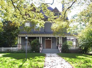 1106 Beaver Rd, Sewickley, PA 15143