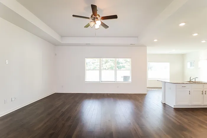 5619 Timber Leaf Loop — Photo 4