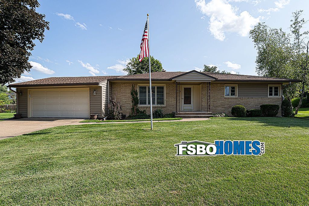 3209 E 18th Pl, Davenport, IA 52803 Zillow