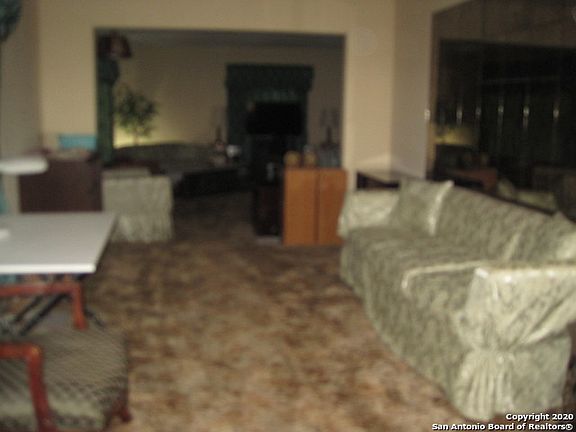 3rd image of 8442 Glen Shadow