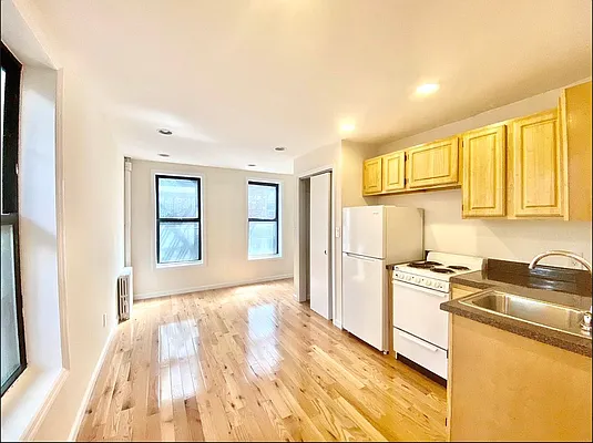 Rented by Best Apartments North Inc | media 16