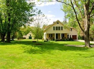 2 Squareshire Rd, Sterling, MA 01564