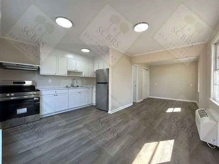 3940 Gill St — Photo 4