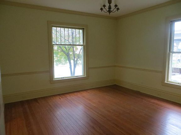Large Bright Rooms