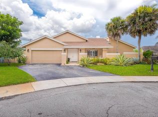 8650 SW 57th Mnr, Cooper City, FL 33328