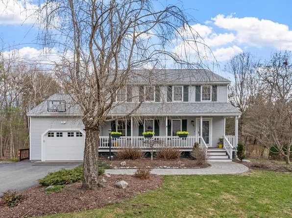 5 Maura Cir, Westford, MA 01886