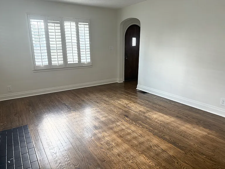 421 McCready Ave — Photo 11