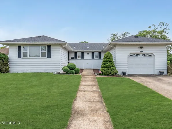 59 Grenada Street, Toms River, NJ 08757