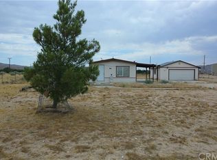 10440 Pendleton Rd, Lucerne Valley, CA 92356