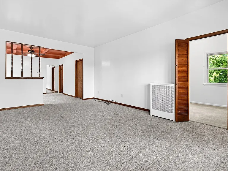 319 Paterson Ave #2 — Photo 3